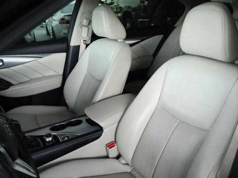 Used 2021 INFINITI Q50 Luxe w/ Seat & Sound Package RWD image 14