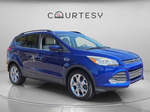 Used 2014 Ford Escape SE w/ Equipment Group 201A image 8