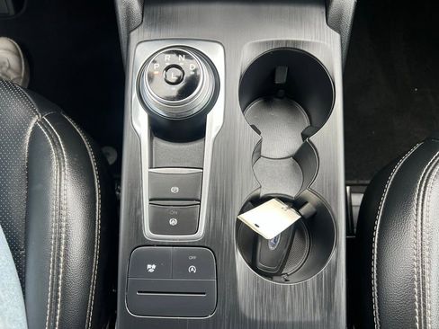 Used 2020 Ford Escape SEL image 29