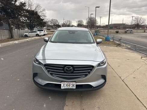 Used 2021 MAZDA CX-9 Touring image 4