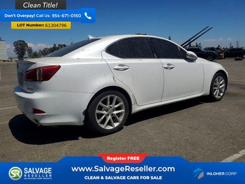 Used 2011 Lexus IS 250 w/ Premium Pkg Value Edition RWD image 4