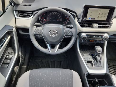 Used 2023 Toyota RAV4 XLE w/ Convenience Package AWD/4WD image 11