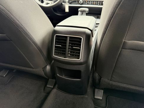 Used 2025 Kia Sportage LX FWD image 23