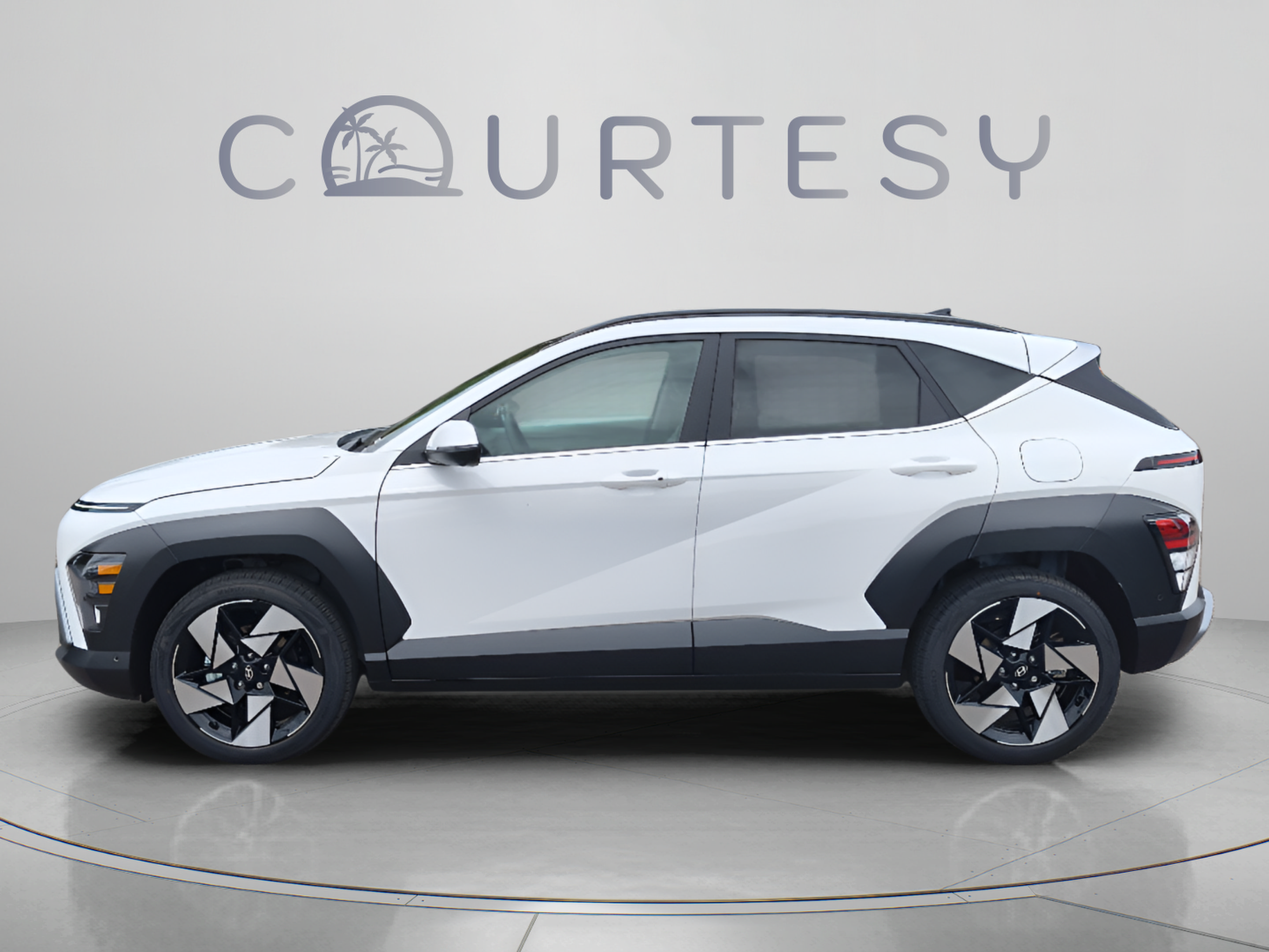 New 2027 Hyundai Kona Limited FWD image 2