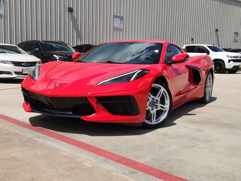 Used 2025 Chevrolet Corvette Stingray Preferred Cpe w/ 2LT RWD image 1