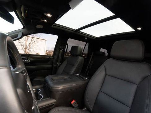 Used 2023 Chevrolet Tahoe Z71 w/ Luxury Package image 23