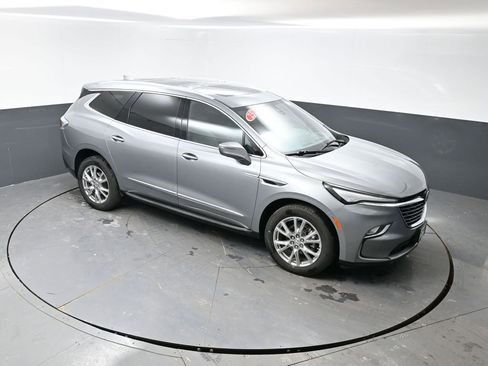 Used 2023 Buick Enclave Premium w/ Experience Buick Package image 46