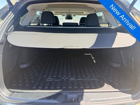 Certified 2024 Subaru Outback Touring XT AWD/4WD image 9
