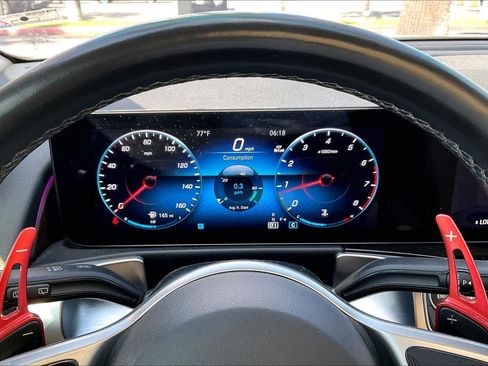 Used 2023 Mercedes-Benz GLB 250 image 26