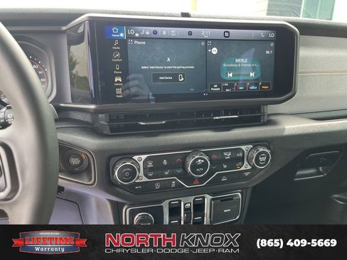Used 2024 Jeep Wrangler Unlimited Sport AWD/4WD image 8