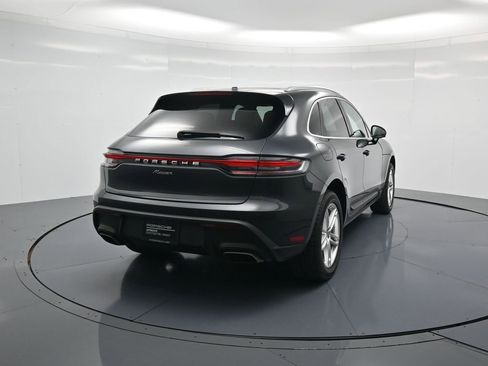 Used 2026 Porsche Macan image 30