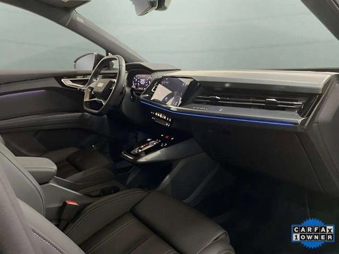 Used 2024 Audi Q4 e-tron Premium Plus w/ Premium Plus image 23