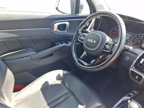 Used 2022 Kia Sorento SX AWD/4WD image 22