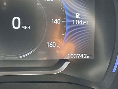 Used 2019 Hyundai Santa Fe SEL FWD image 21