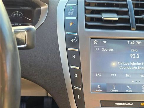 Used 2020 Lincoln MKZ Reserve w/ Elements Package FWD image 11