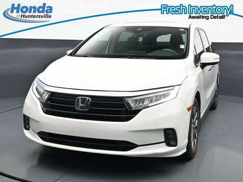 Used 2024 Honda Odyssey EX-L image 3