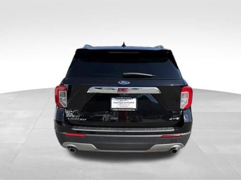Used 2024 Ford Explorer Limited AWD/4WD image 10