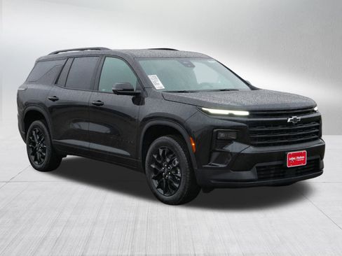 New 2026 Chevrolet Traverse LT w/ Midnight/Sport Edition image 7