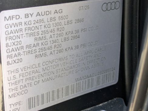 New 2025 Audi Q5 Premium Plus image 17