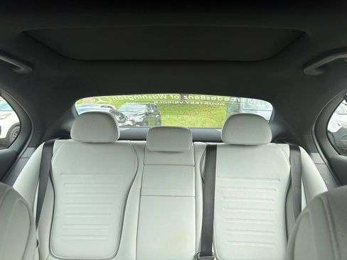 Used 2026 Mercedes-Benz C 300 4MATIC Sedan image 14