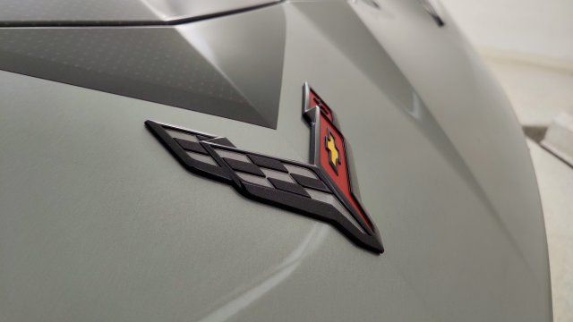 Used 2024 Chevrolet Corvette Stingray Premium Conv RWD image 30