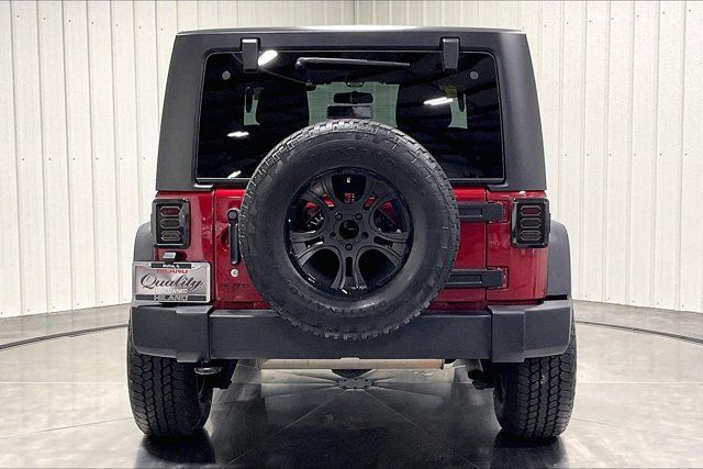 Used 2012 Jeep Wrangler Sport AWD/4WD image 4