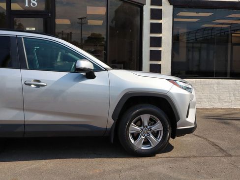 Used 2022 Toyota RAV4 XLE w/ Convenience Package AWD/4WD image 11