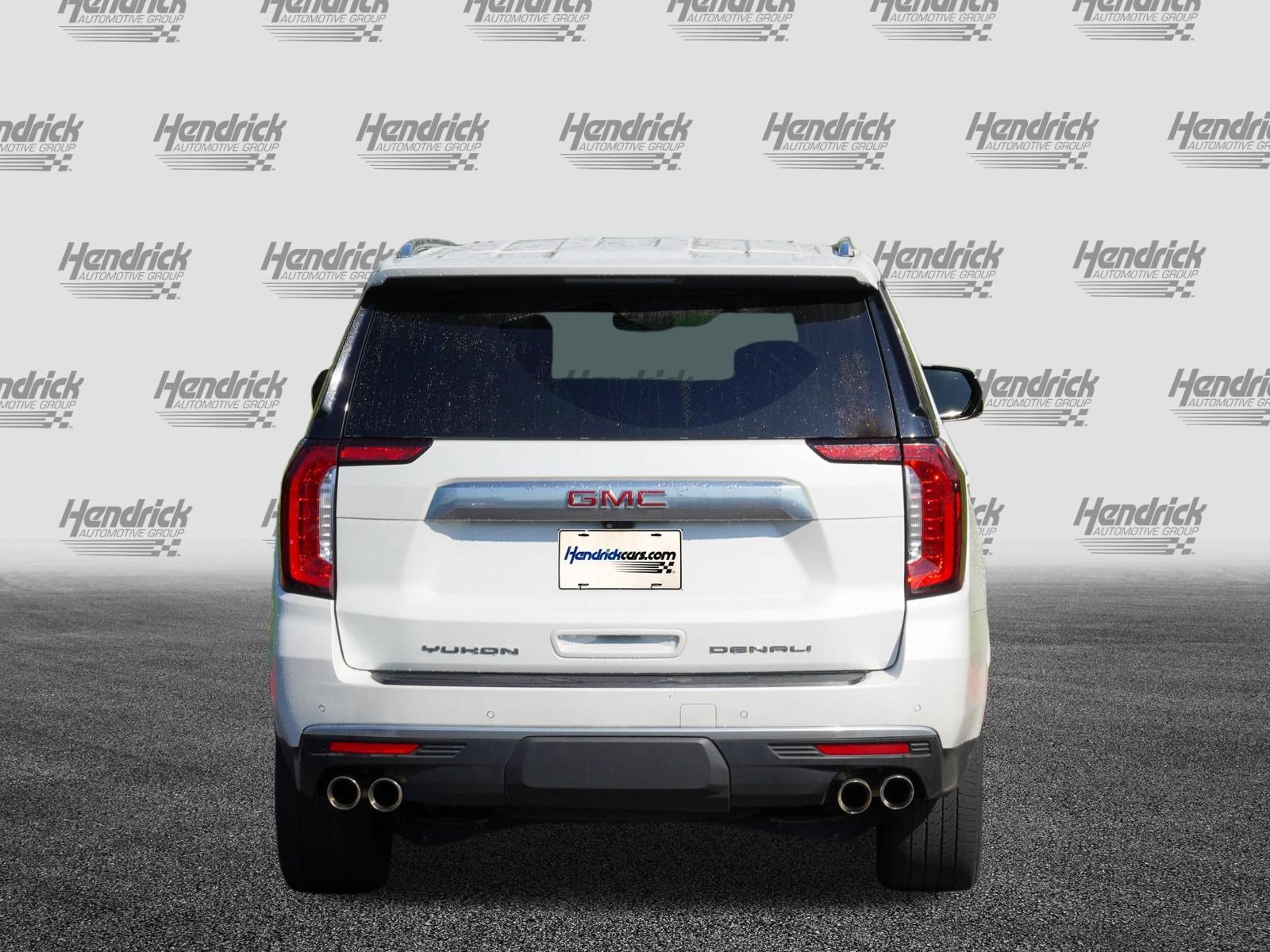 Used 2024 GMC Yukon Denali w/ Advanced Technology Package AWD/4WD image 7