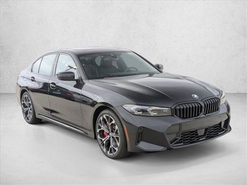 New 2026 BMW 330i xDrive Sedan w/ M Sport Package AWD/4WD image 7