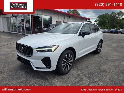 Used 2023 Volvo XC60 B5 Plus AWD/4WD image 8