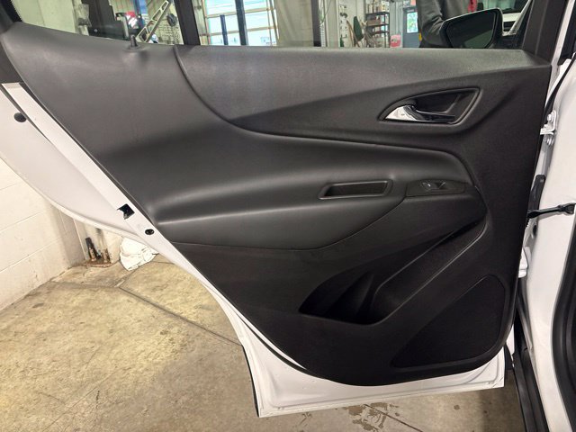 Used 2024 Chevrolet Equinox LT FWD image 28