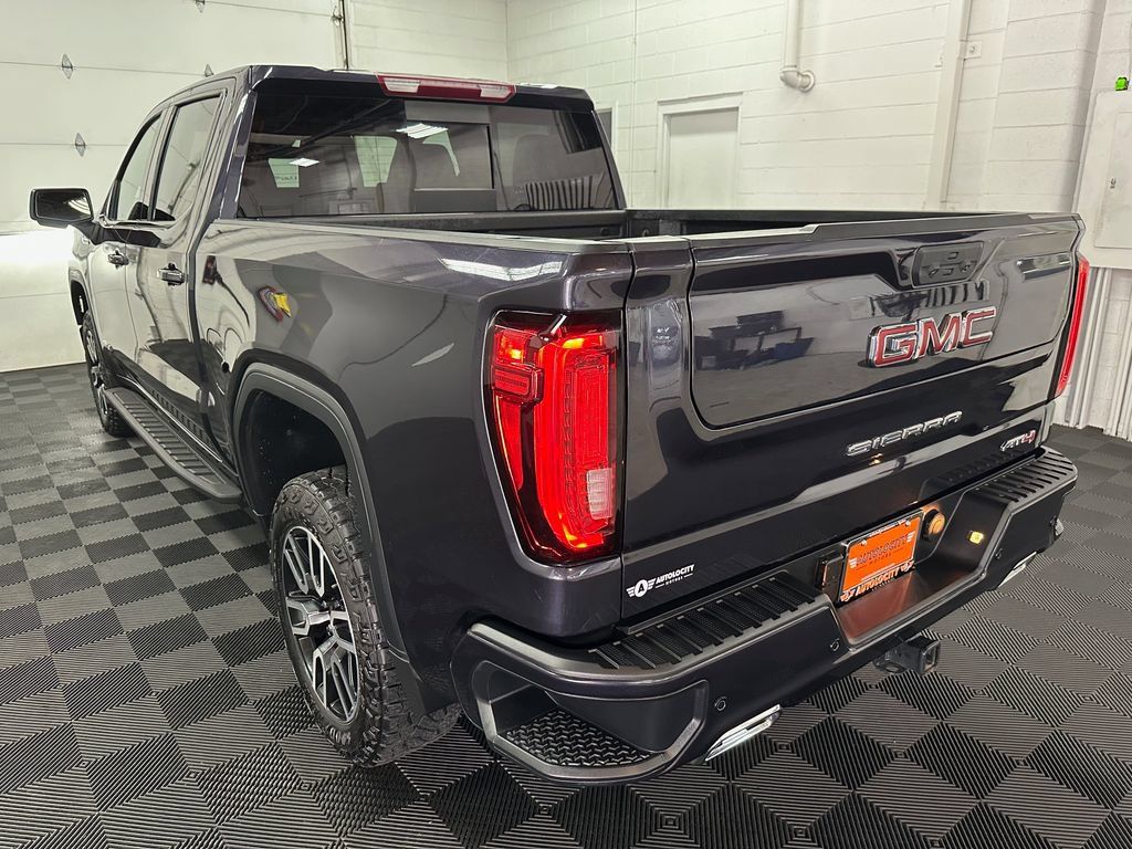 Used 2025 GMC Sierra 1500 AT4 w/ AT4 Premium Package AWD/4WD image 7