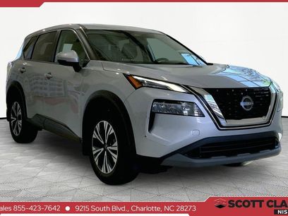 Used 2022 Nissan Rogue SV