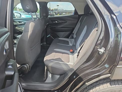 Used 2024 Chevrolet TrailBlazer LT FWD image 24
