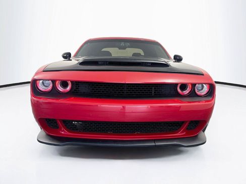 Used 2015 Dodge Challenger R/T Scat Pack w/ Leather Interior Group RWD image 8
