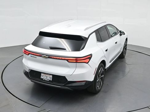 Used 2025 Chevrolet Equinox EV LT w/ Convenience Package image 54