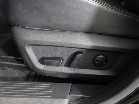 Used 2023 Nissan Rogue Platinum AWD/4WD image 36