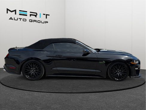 Used 2019 Ford Mustang GT Premium w/ GT Performance Package RWD image 10