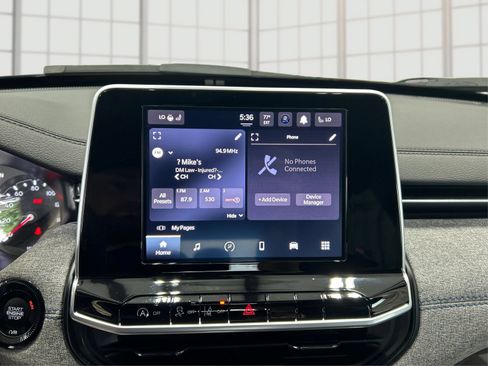Used 2025 Jeep Compass Latitude w/ Convenience Group AWD/4WD image 12