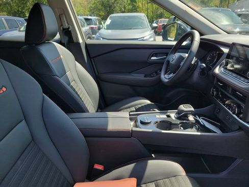 New 2026 Nissan Rogue SV w/ Rock Creek Premium Package AWD/4WD image 34
