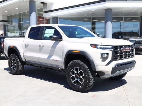New 2026 GMC Canyon AT4X AWD/4WD image 8