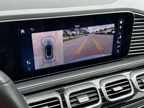 Used 2024 Mercedes-Benz GLE 450 4MATIC image 32