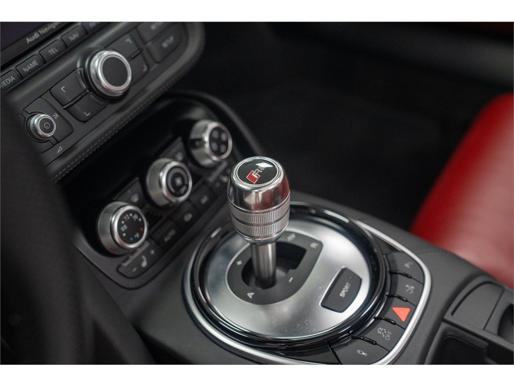 Used 2015 Audi R8 V8 AWD/4WD image 30
