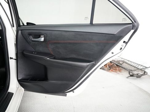 Used 2015 Toyota Camry XSE w/ Advanced Technology Package FWD image 38