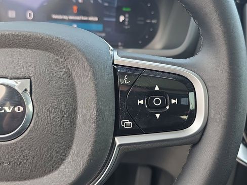 New 2026 Volvo XC90 T8 Plus image 28