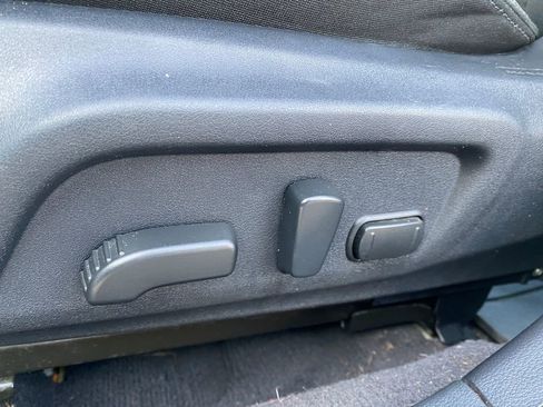 Used 2016 Subaru Legacy 2.5i Premium AWD/4WD image 10