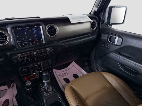 Used 2020 Jeep Wrangler Unlimited Rubicon w/ Uconnect 4C Nav & Sound Group image 22