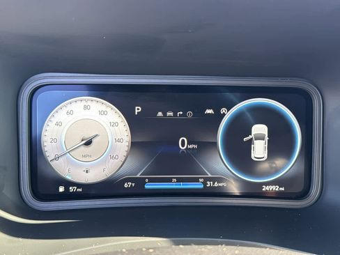 Used 2023 Hyundai Kona Limited image 17