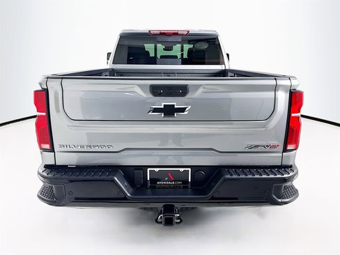 Used 2026 Chevrolet Silverado 2500 ZR2 image 7