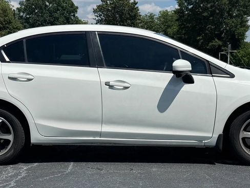 Used 2015 Honda Civic Touring image 10